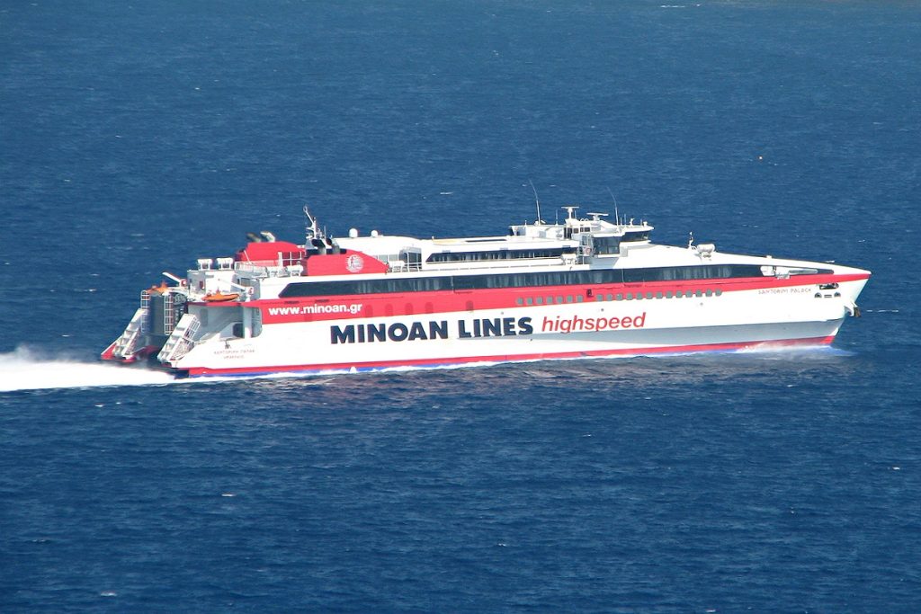 Minoan Lines: Ολοκληρώθηκε η συμφωνία για μακροχρόνια ναύλωση του Santorini Palace στην SEAJETS