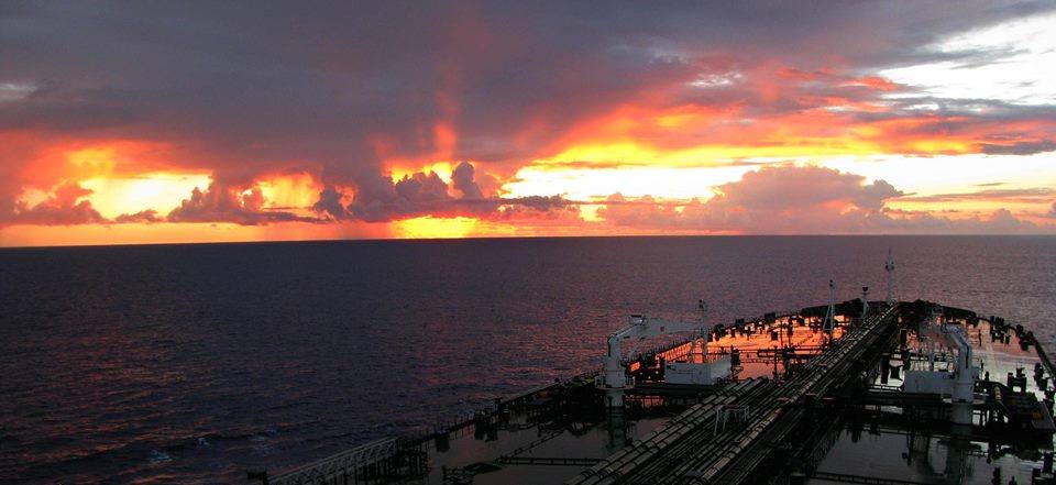 Scenes like this is one of the reasons we love sailing!!!