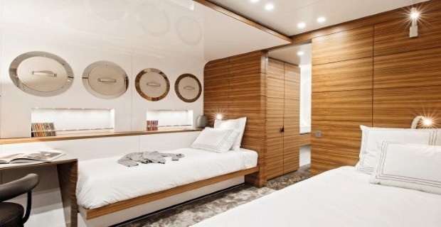 SilverYacht_SilverFast21