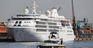 Silver_Cloud_Cruise_Ship