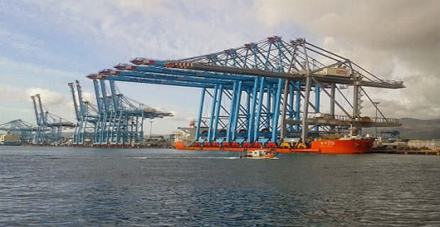 Super-Crane