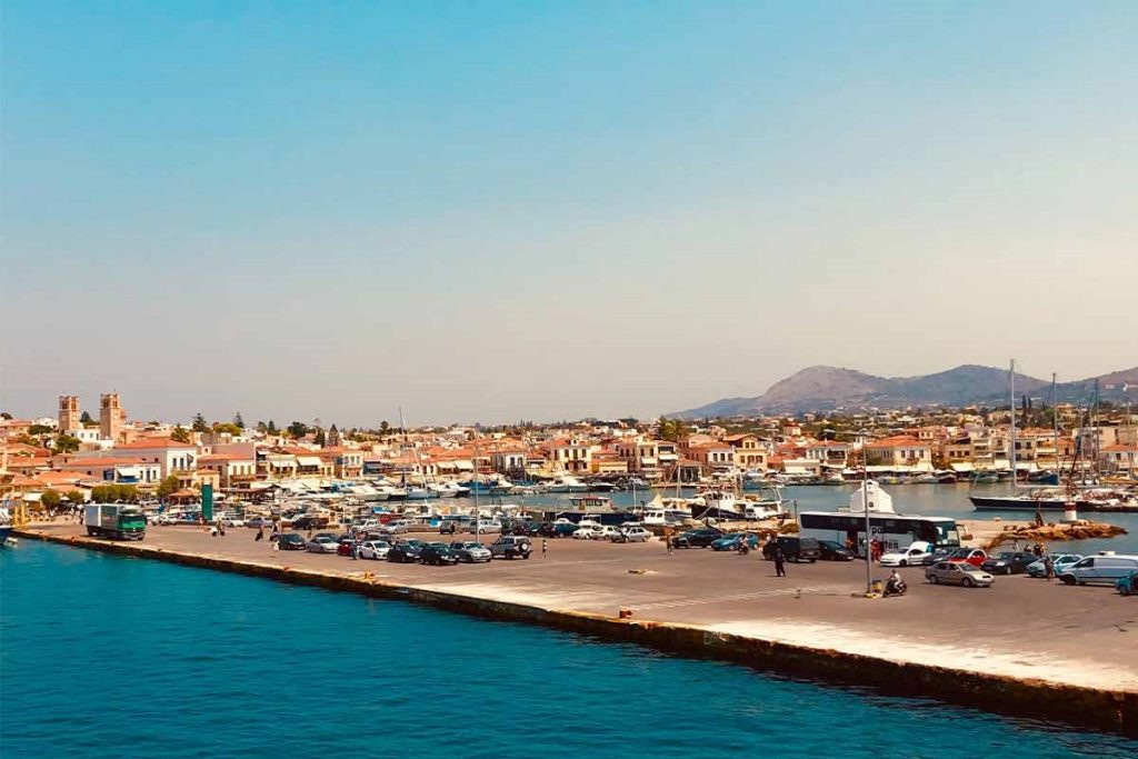 Μηχανική βλάβη στο «ΝΗΣΟΣ ΑΙΓΙΝΑ»