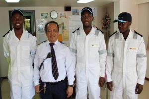 afrikanoi_dokimoi_se_emporika_ploia