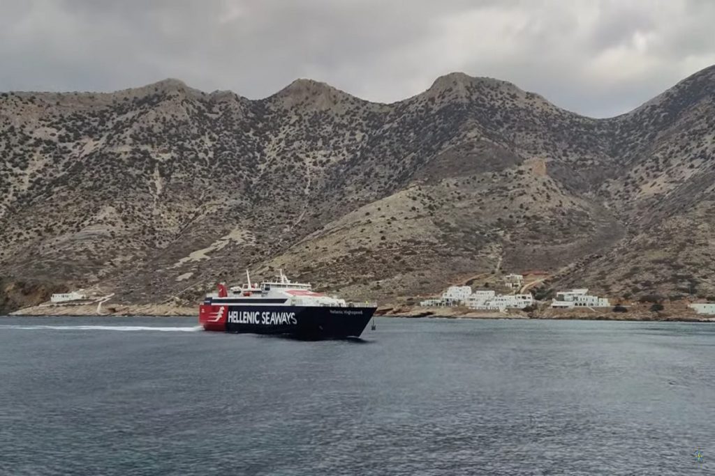 Η πρώτη άφιξη του HELLENIC HIGHSPEED στο νησί της Σίφνου (ΒΙΝΤΕΟ+ΦΩΤΟ)