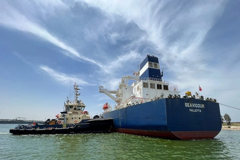 Δεξαμενόπλοιο Suezmax έμεινε ακυβέρνητο στη Διώρυγα του Σουέζ