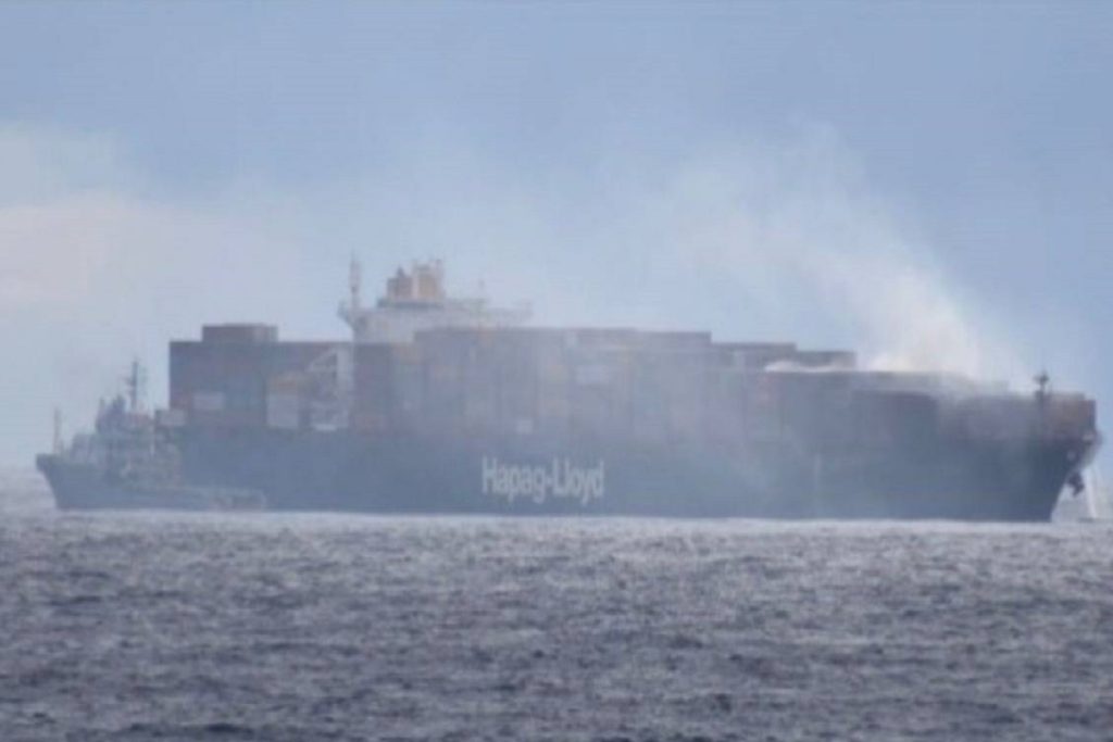 Το πλοίο μεταφοράς κοντέινερ CARTAGENA EXPRESS έμεινε ακυβέρνητο στον Βισκαϊκό κόλπο