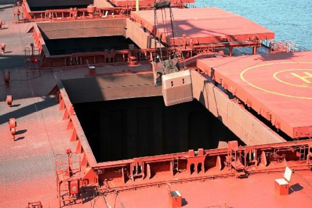 Ασφυξία έπαθαν δυο άνθρωποι μέσα σε αμπάρι φορτίου - Ο ένας βρίσκεται σε κρίσιμη κατάσταση