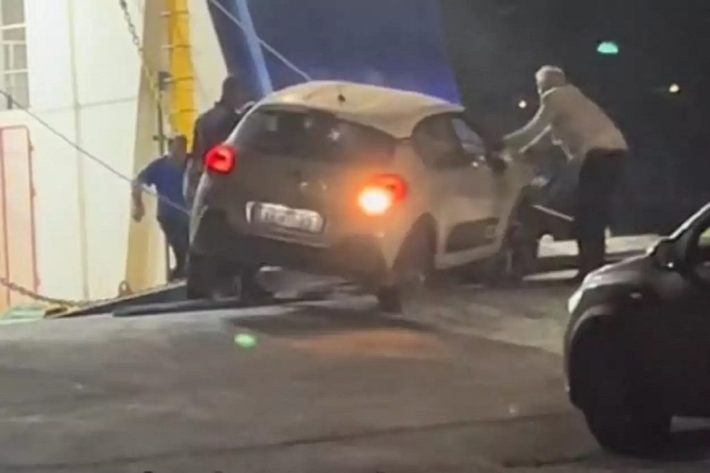 Ελεύθερος ο πλοίαρχος του «ΣΑΟΝΗΣΟΣ» σχετικά με το συμβάν στην Άνδρο