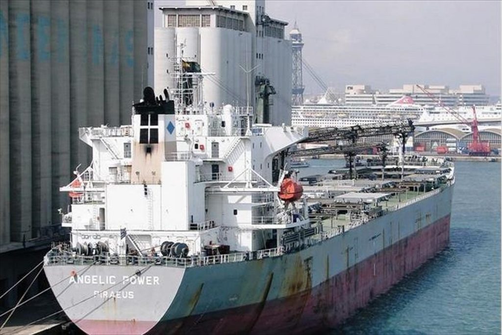 ΒΙΝΤΕΟ & ΦΩΤΟ: Τέλος το μαρτύριο για τους ναυτικούς του Angelic Power – Έφτασαν χθες στην Ελλάδα