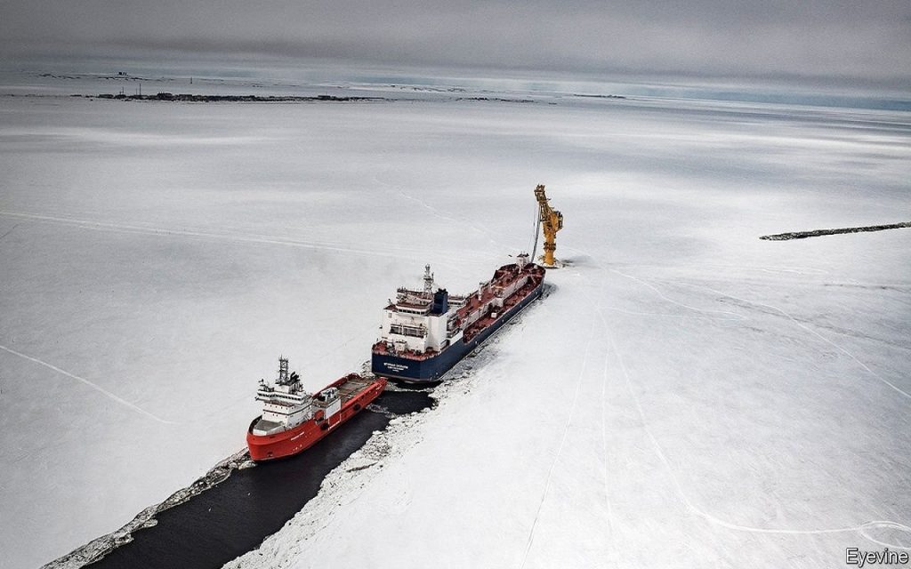 Η Nornickel ανακοίνωσε ότι αντλεί το πετρέλαιο από την Αρκτική έπειτα από διαρροή