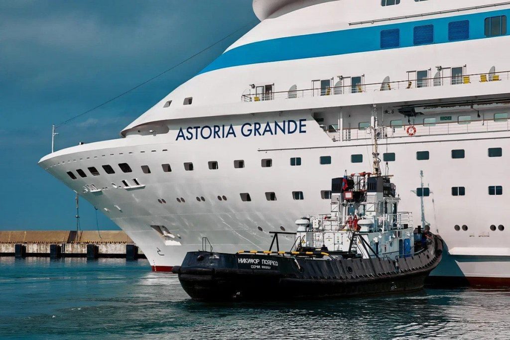 H έναρξη των πρώτων σύγχρονων ρωσικών κρουαζιέρων στη Μαύρη Θάλασσα είναι γεγονός