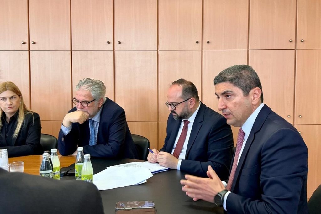 Αυγενάκης: Δεν δικαιολογείται η εξαίρεση της Κρήτης από το μεταφορικό ισοδύναμο