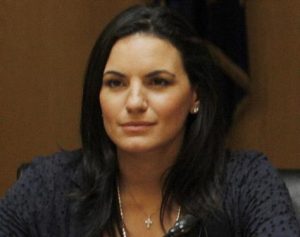 aukshsh-sthn-touristikh-kinhsh-to-2013