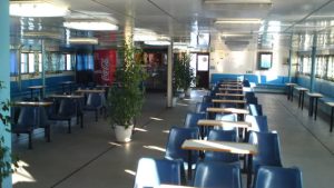 baporisio-kafe-se-times-pou-xepernoun-ta-epitrepta-opia