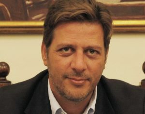 barbitsiwtis-ikanopoihmenos-apo-thn-ikona-tis-aktoploias