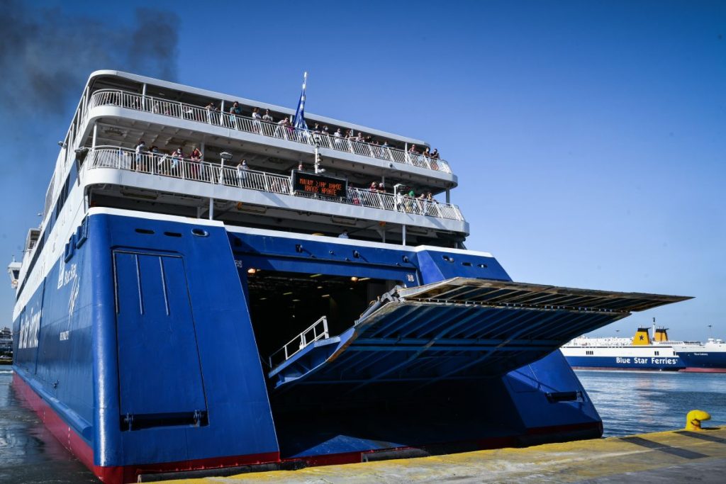Τραυματισμός ναυτικού στο Blue Star Delos