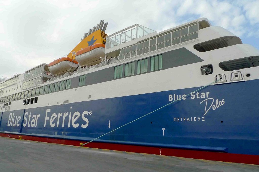 Τραυματισμός ναυτικού στο "BLUE STAR DELOS"