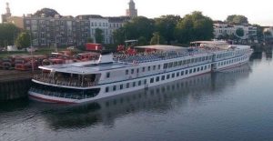 britania_cruise_ship-eisroi_idaton_