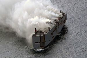 car_carrier_fotia_-1