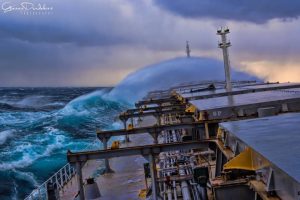 cargo_ship_nautilia_