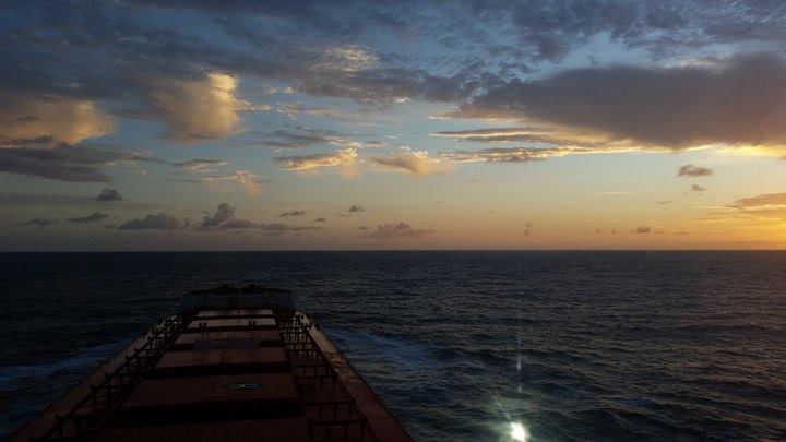 cargo_ship_nautilia_