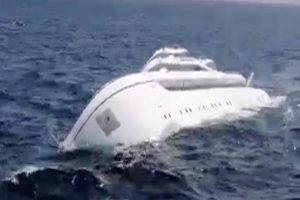 Red Sea Liveaboard Capsize