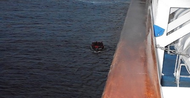 carnival__ecstasy_diaswsi_metanastwn_