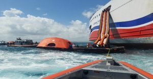 Coast Guard, locals rescue 511 responding to vessel fire near San Juan