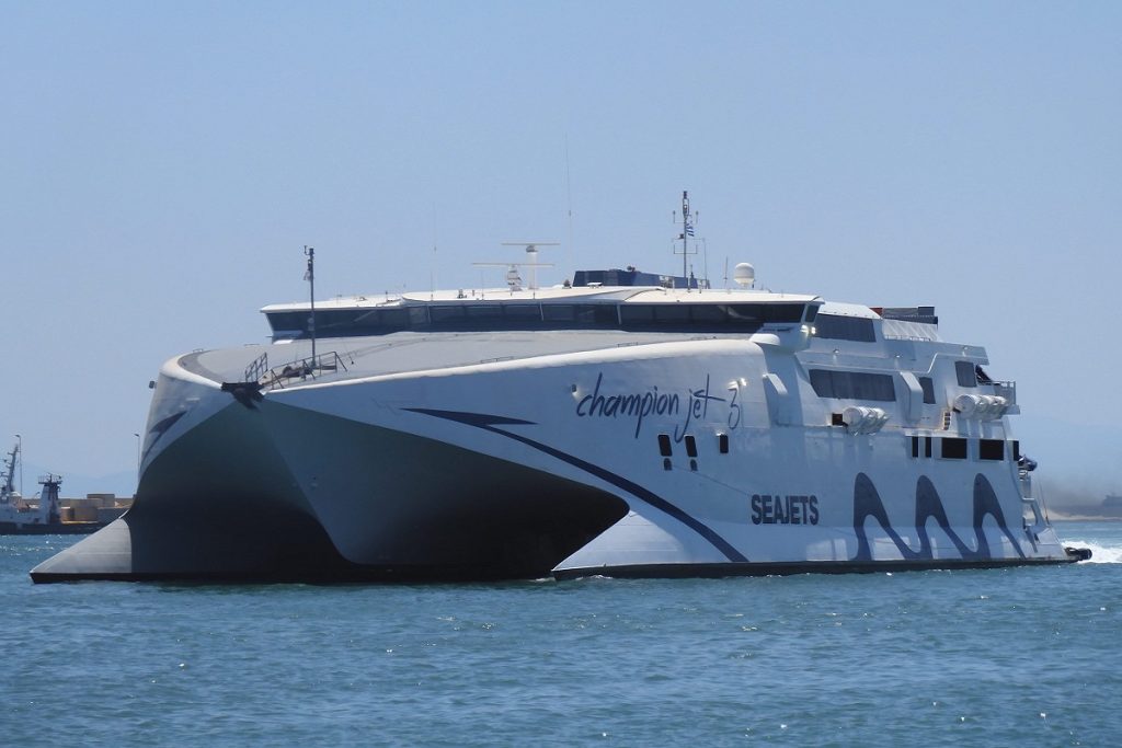 Ξεκίνησε τα δρομολόγια του στις Κυκλάδες το Champion Jet 3 