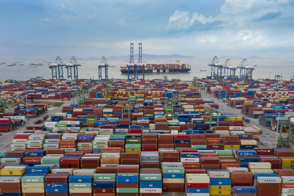 Η Maersk προειδοποιεί ότι η συμφόρηση στο λιμάνι του Yantian είναι πολύ μεγαλύτερη από το κλείσιμο του καναλιού του Σουέζ