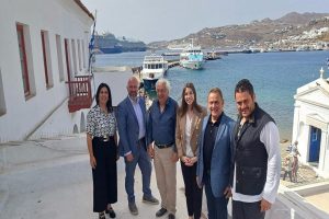 clia_mukonos_