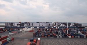 cma_cgm_magellan_ena_ploto_ergo_texnis_