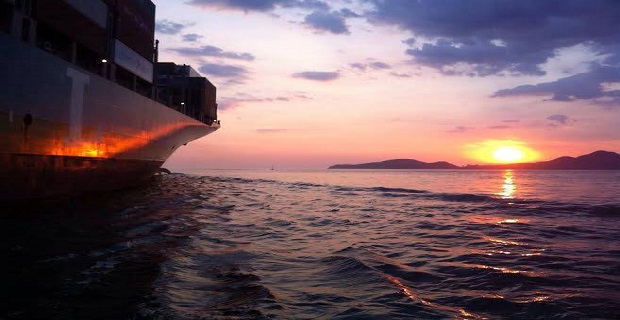 cntainership_shipping_