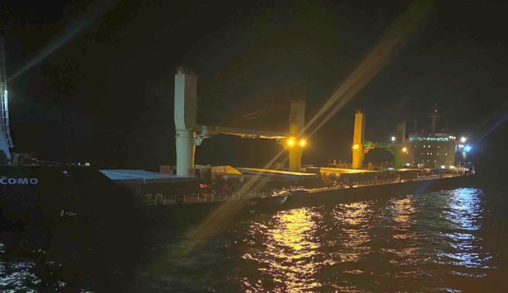 Δείτε φωτογραφίες του Δανέζικου φορτηγού πλοίου που συγκρούστηκε με το Ελληνόκτητο φορτηγό στο Αιγαίο