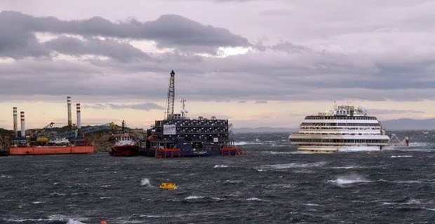 costa_concordia_eustatheia_ploio_nauagio