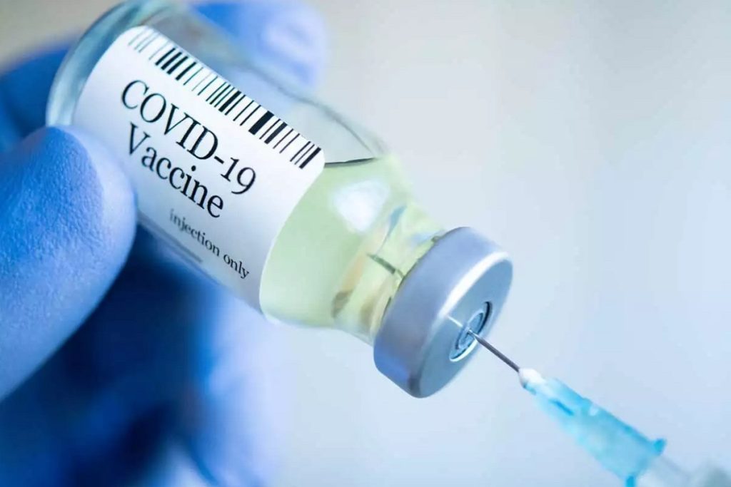 Η διαθεσιμότητα, οι μύθοι και οι κανονισμοί επιβραδύνουν τους εμβολιασμούς των ναυτικών