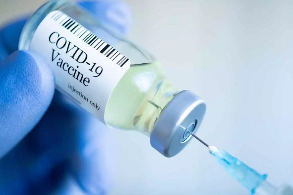Περίπου 1200 ναυτικοί εμβολιάστηκαν στη Μανίλα εχθές - Στις ομάδες που έχουν προτεραιότητα οι ναυτικοί