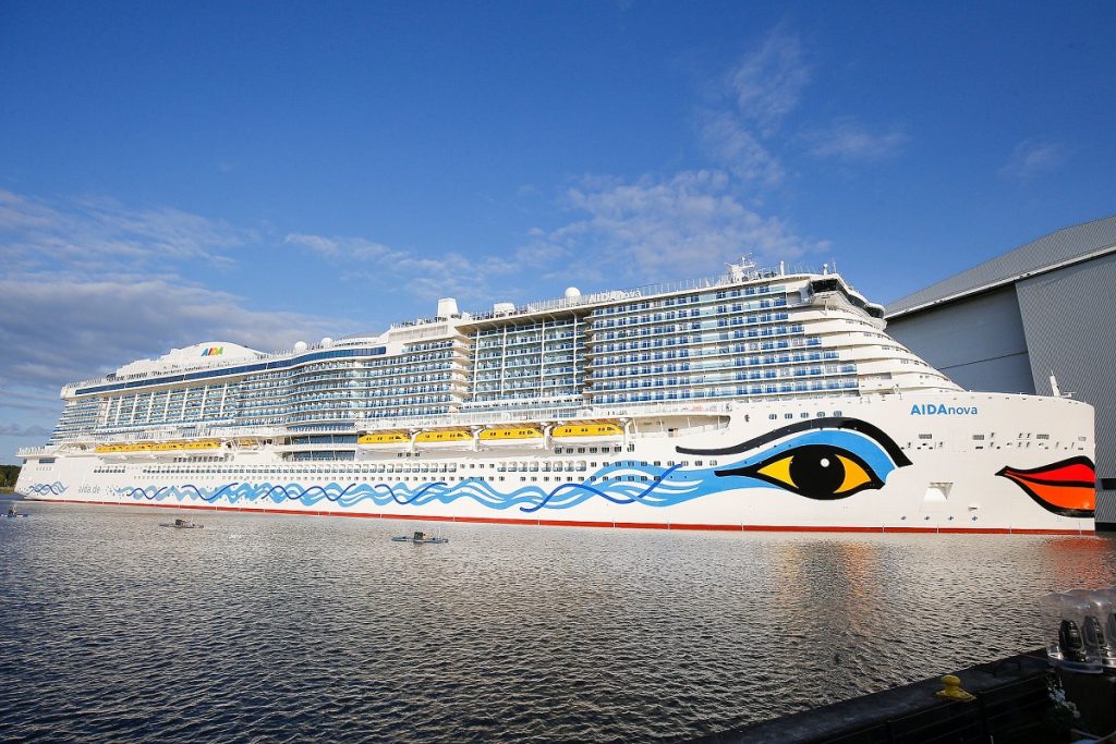 Η πανδημία «χτυπάει» και πάλι τον κλάδο της κρουαζιέρας – Δεκάδες κρούσματα σε κρουαζιερόπλοιο με χιλιάδες επιβάτες