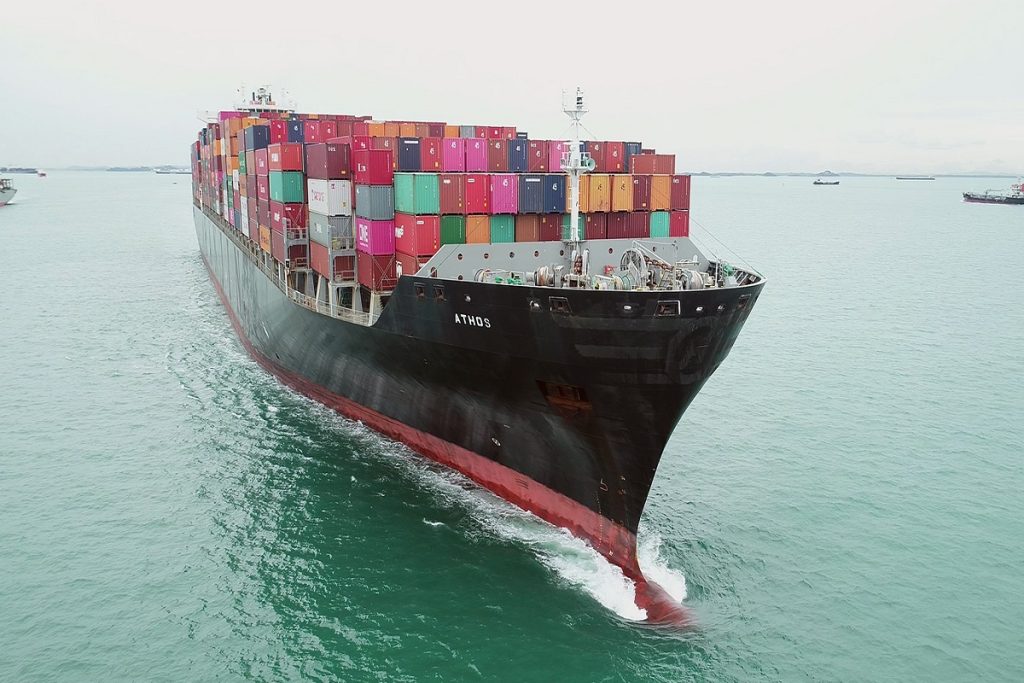Νέα παραγγελία για τρία υπερσύγχρονα containerships από την Capital του Βαγγέλη Μαρινάκη