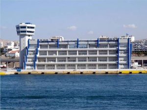 diafwnoun-me-tin-diathesimotita-oi-upallhloi-tou-up.nautilias