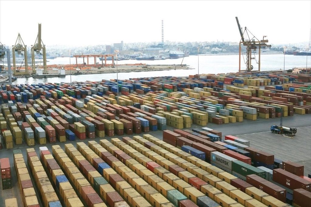 Τα δεδομένα για ένα νέο προβλήτα containers στον Πειραιά