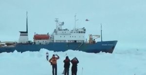 diasosi_ploiou_stin_antarktiki