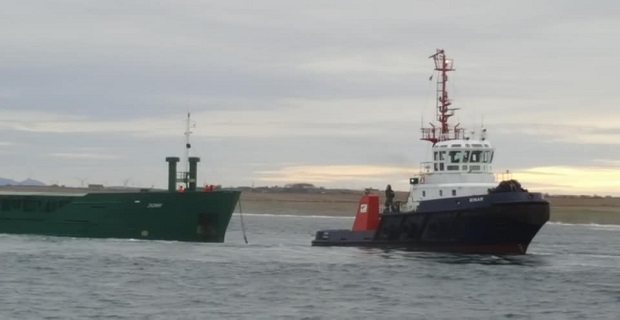 Διάσωση φορτηγού πλοίου με μηχανική βλάβη στην Σκωτία (photos) Διάσωση φορτηγού πλοίου με μηχανική βλάβη στην Σκωτία (photos)