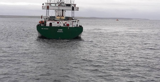 Διάσωση φορτηγού πλοίου με μηχανική βλάβη στην Σκωτία (photos) Διάσωση φορτηγού πλοίου με μηχανική βλάβη στην Σκωτία (photos)
