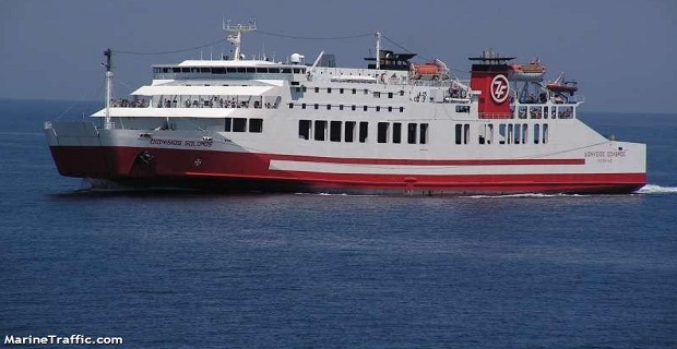 Τραυματισμός ναυτικού στη Θήρα