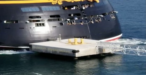 To «Disney Dream» προσέκρουσε σε προβλήτα στις Μπαχάμες [βίντεο+φωτο]