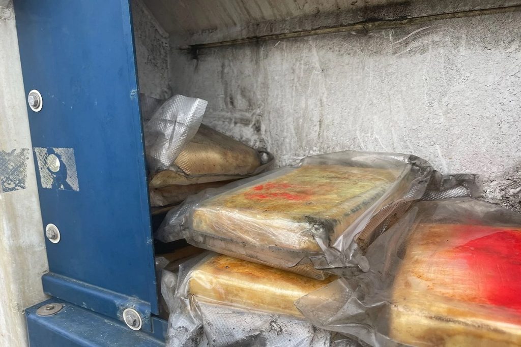 Σύλληψη ναυτικών του MV KYPROS BRAVERY για διακίνηση ναρκωτικών: Η ανακοίνωση της Safe Bulkers