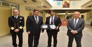 dwrea_exoplismo_sto_limeniko_