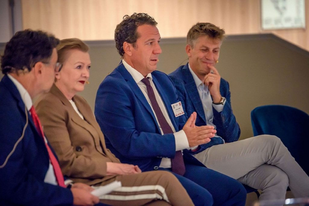 ΕΛΙΜΕ: Διπλάσιος ο αριθμός επιβατών κρουαζιέρας στην Ελλάδα το 2022 από το 2021