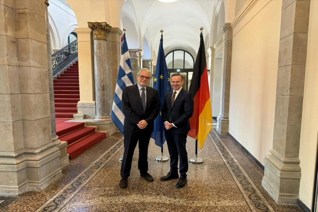 Ενισχύεται η συνεργασία Ελλάδας – Γερμανίας στον τομέα της ναυτιλίας